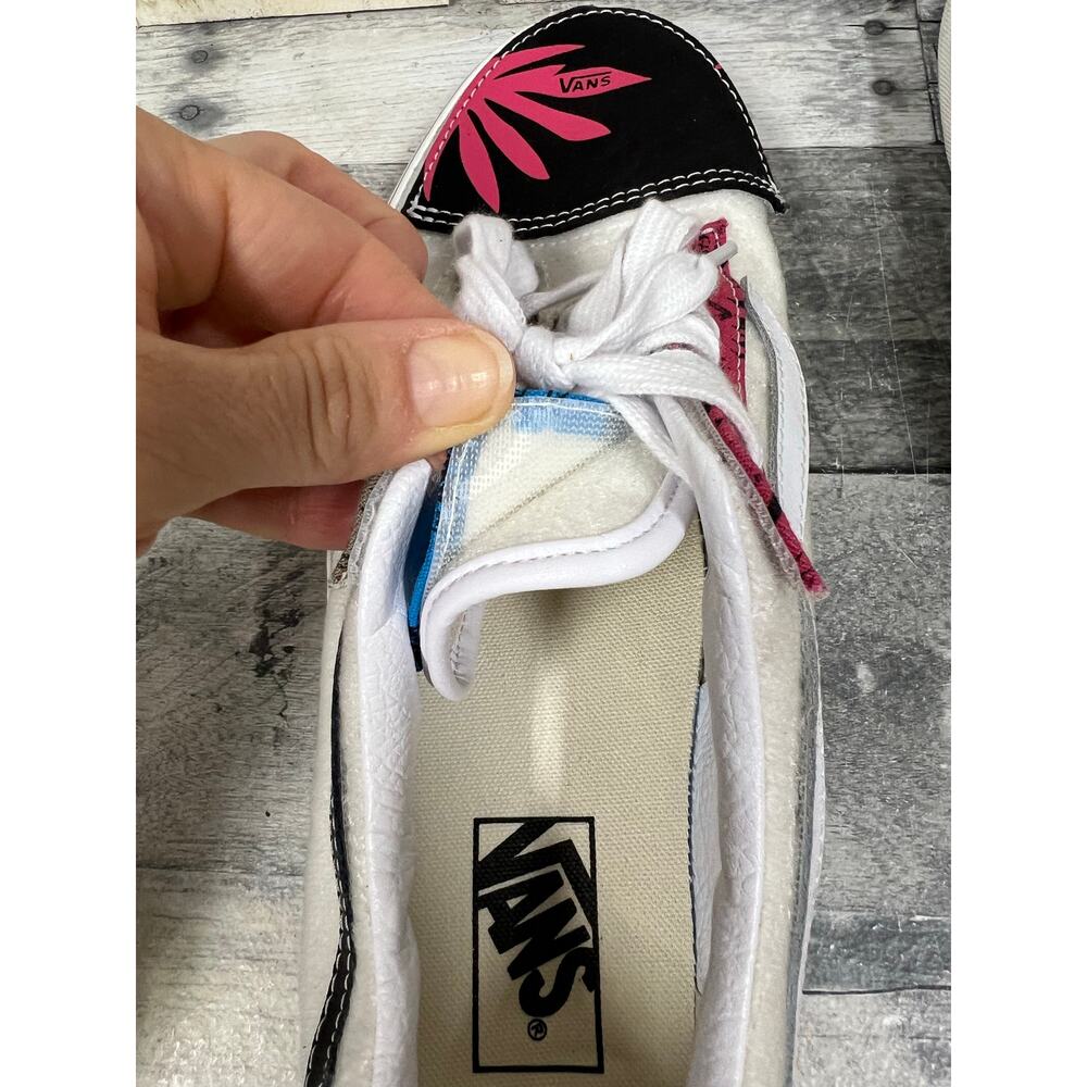 Authentic Vans x Taka Hayashi DIY Low Top Sneakers - Picture 14 of 16